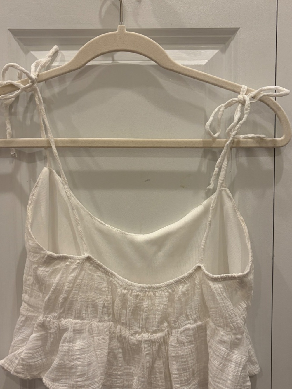 LA Hearts L.A. Hearts White Textured Tie Strap Babydoll Tank Top - Picture 3 of 3